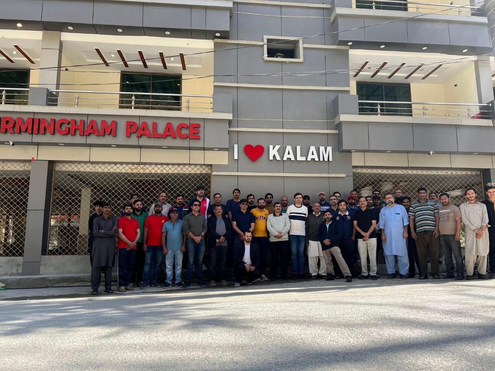 Hotel Birmingham Palace Kalam By Khan Familia Dış mekan fotoğraf